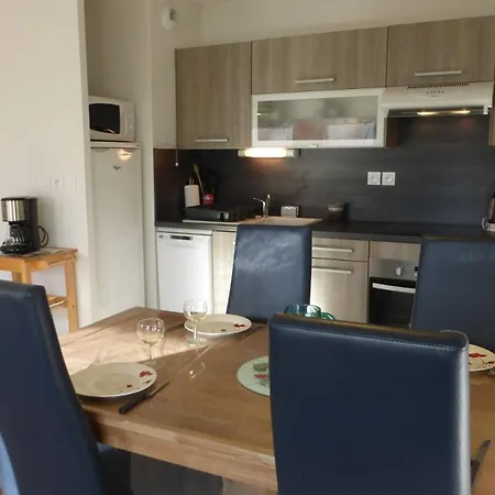 Sg350-123 2 Pieces 4 Couchages Gilles Croix De Vie *